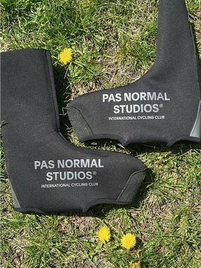PAS NORMAL STUDIOS unisex Black Cycling Shoe Covers medium